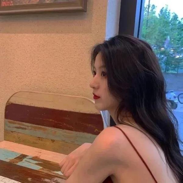 女侩子手