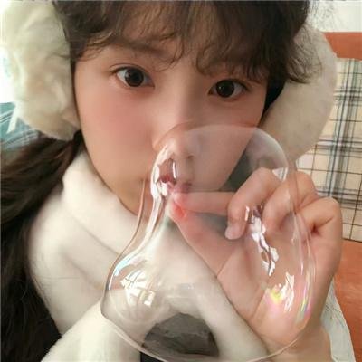他夏天住在楼下